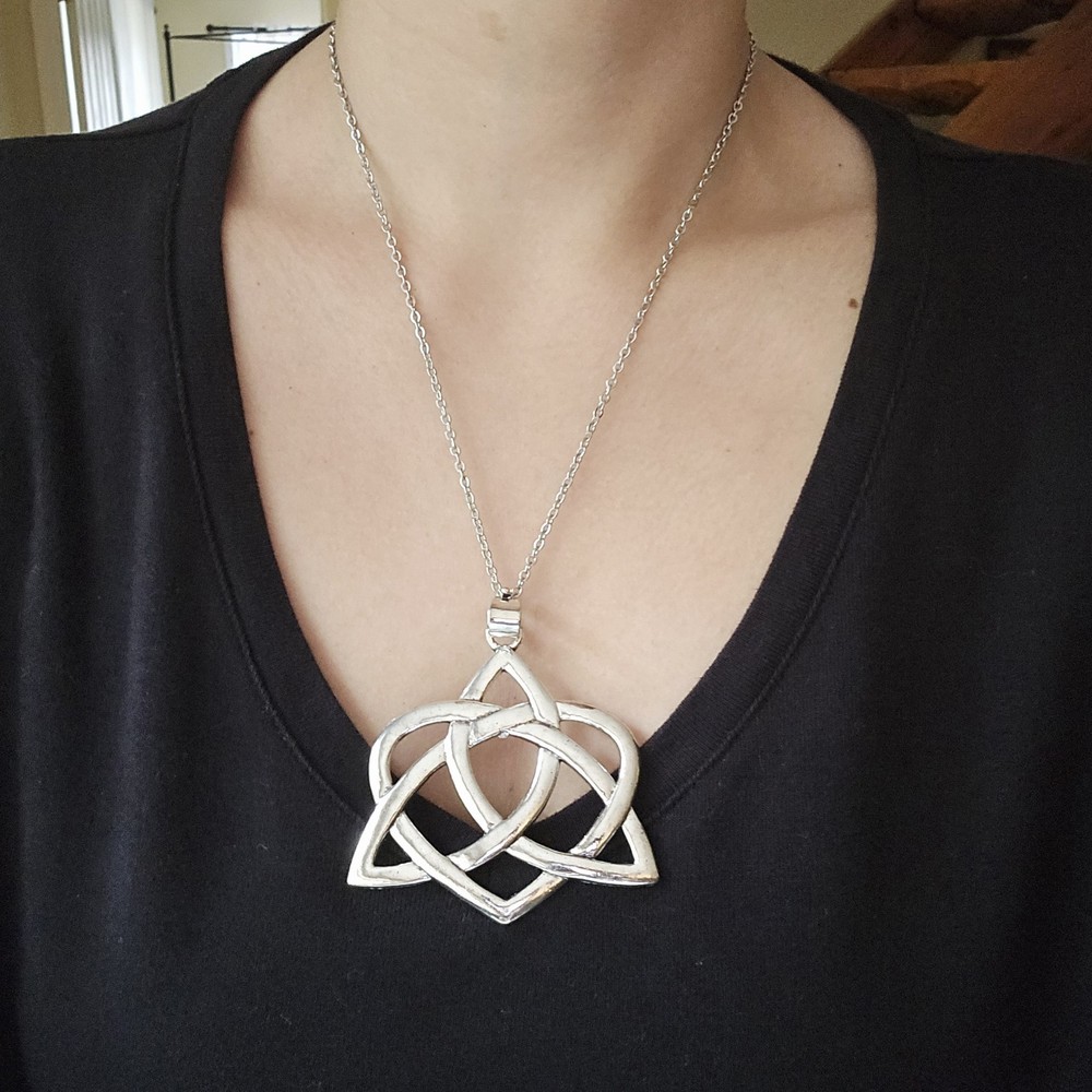 New Oversized Silver Celtic Knot Necklace