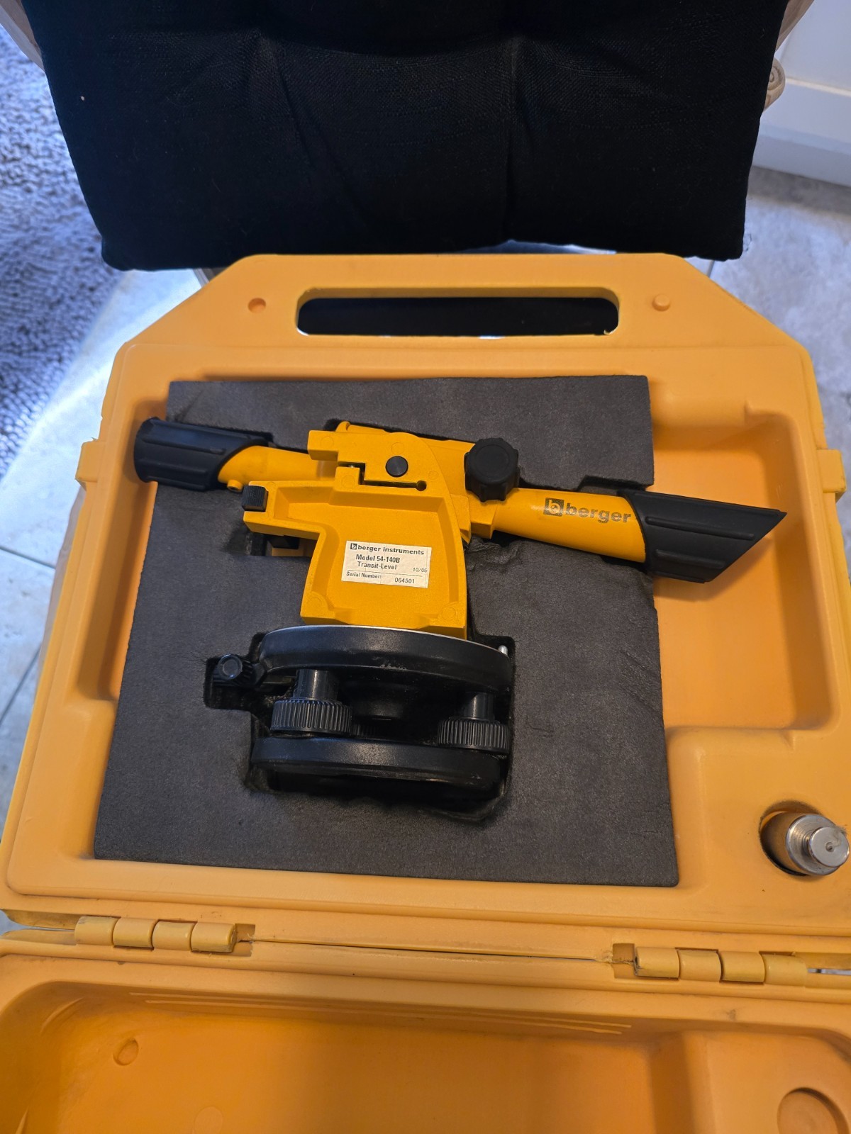 Berger Instruments Model 54-140B Transit-Level with Hard Case