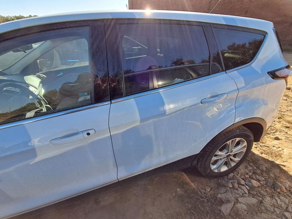 Fuse Box Engine Fits 17 ESCAPE 4813408