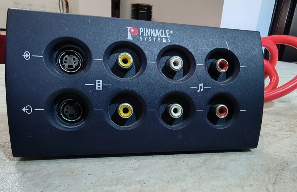 Pinnacle Systems Bluebox sn: 40160734