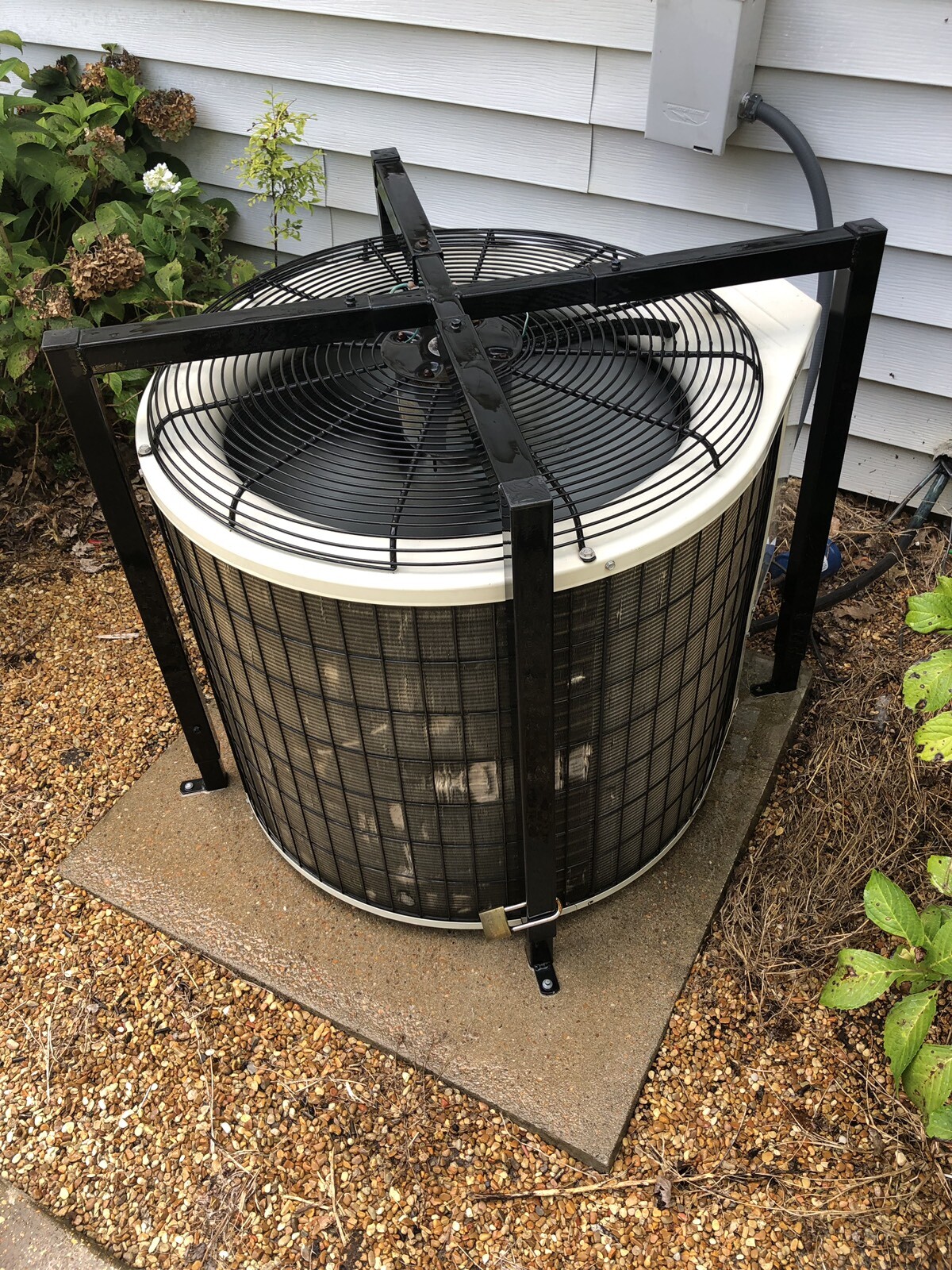 AC security cage ( FOR PROTECTION ON YOUR OUTSIDE UNIT ) HEAVY 14 GA ..SHIP FAST