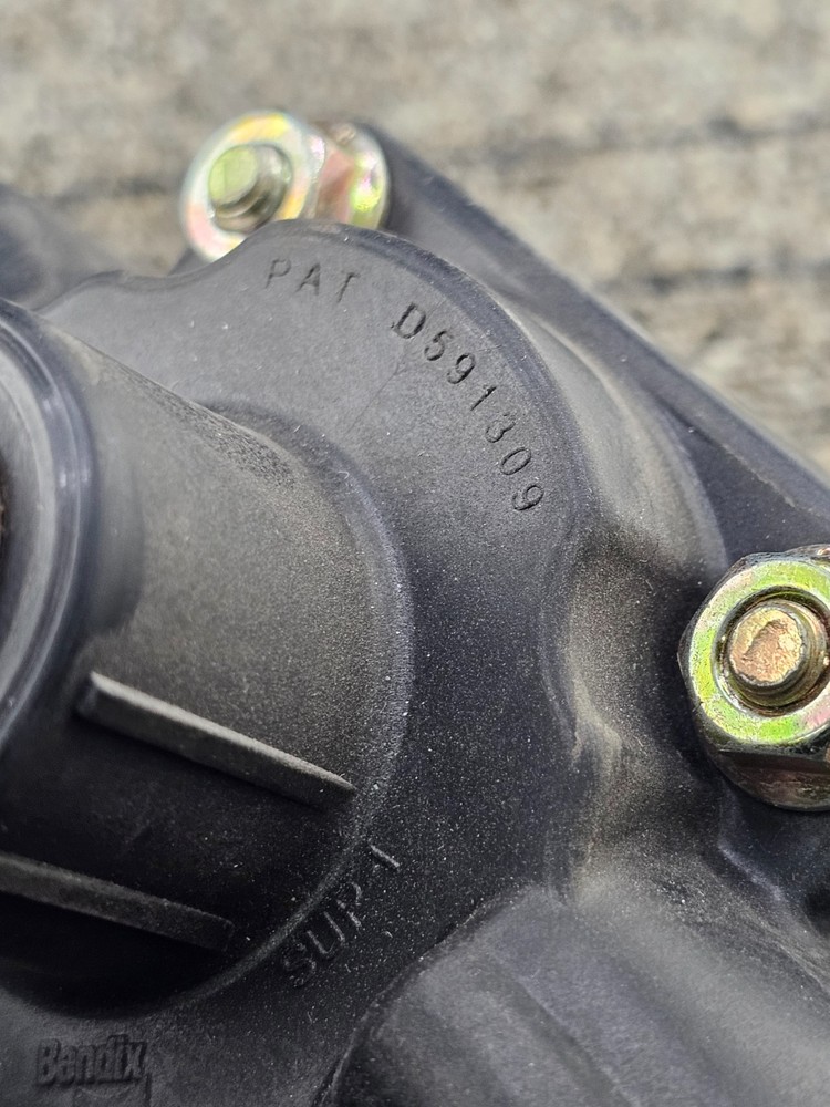 Bendix 3518868C2 Quick Release One Valve Pushlock