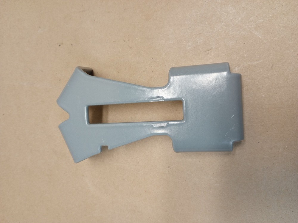 SmartDock Valve Retaining Tab – Triangle-Circle