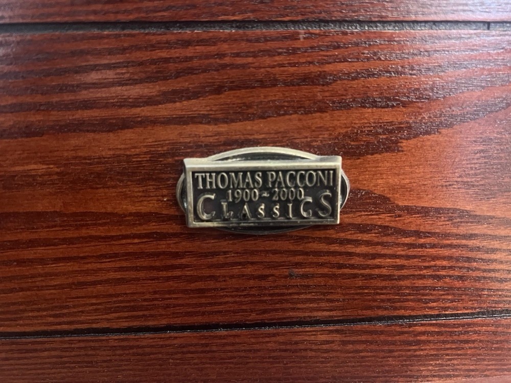 Thomas Pacconi Classics Brown Wooden Record Player Turntable