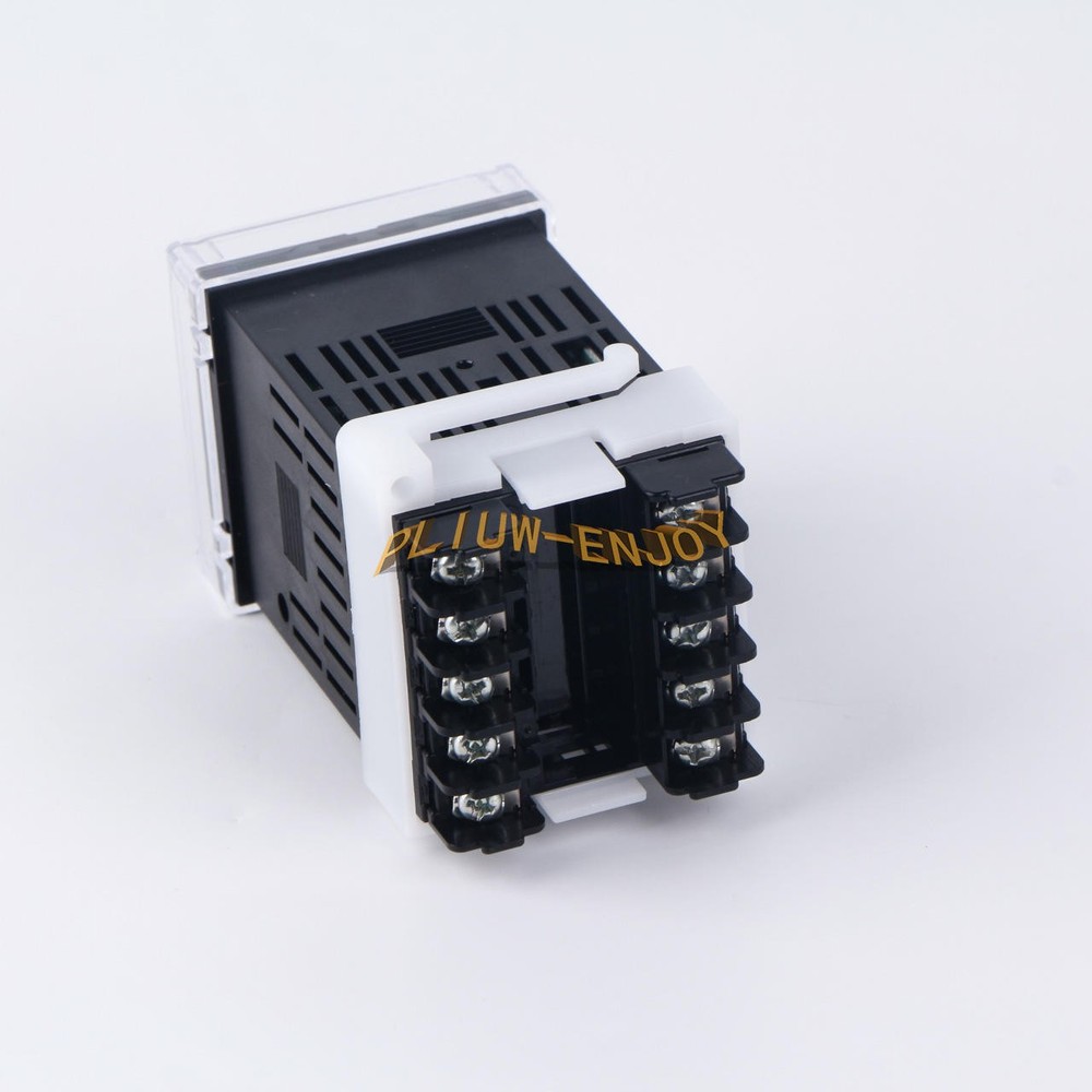 1PCS NEW OMRON temperature controller E5CSV-Q1T-500