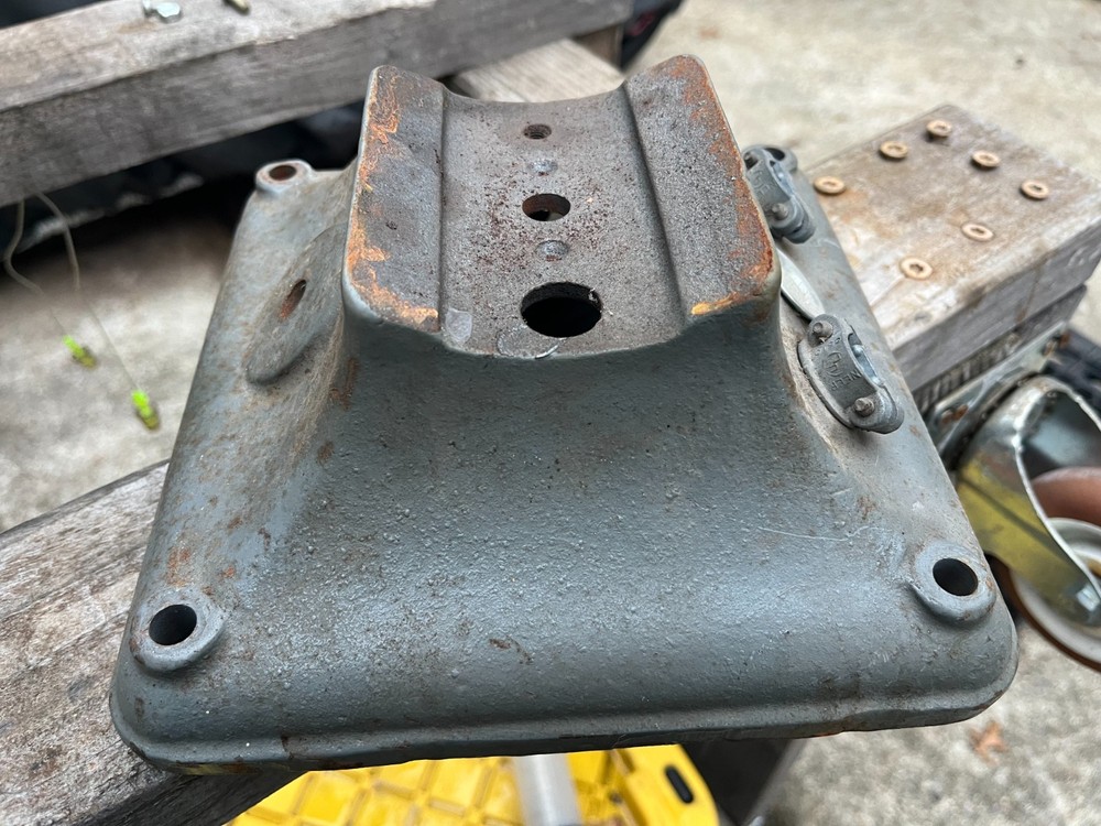Delta Triple Duty Grinder Base, Part # BG1