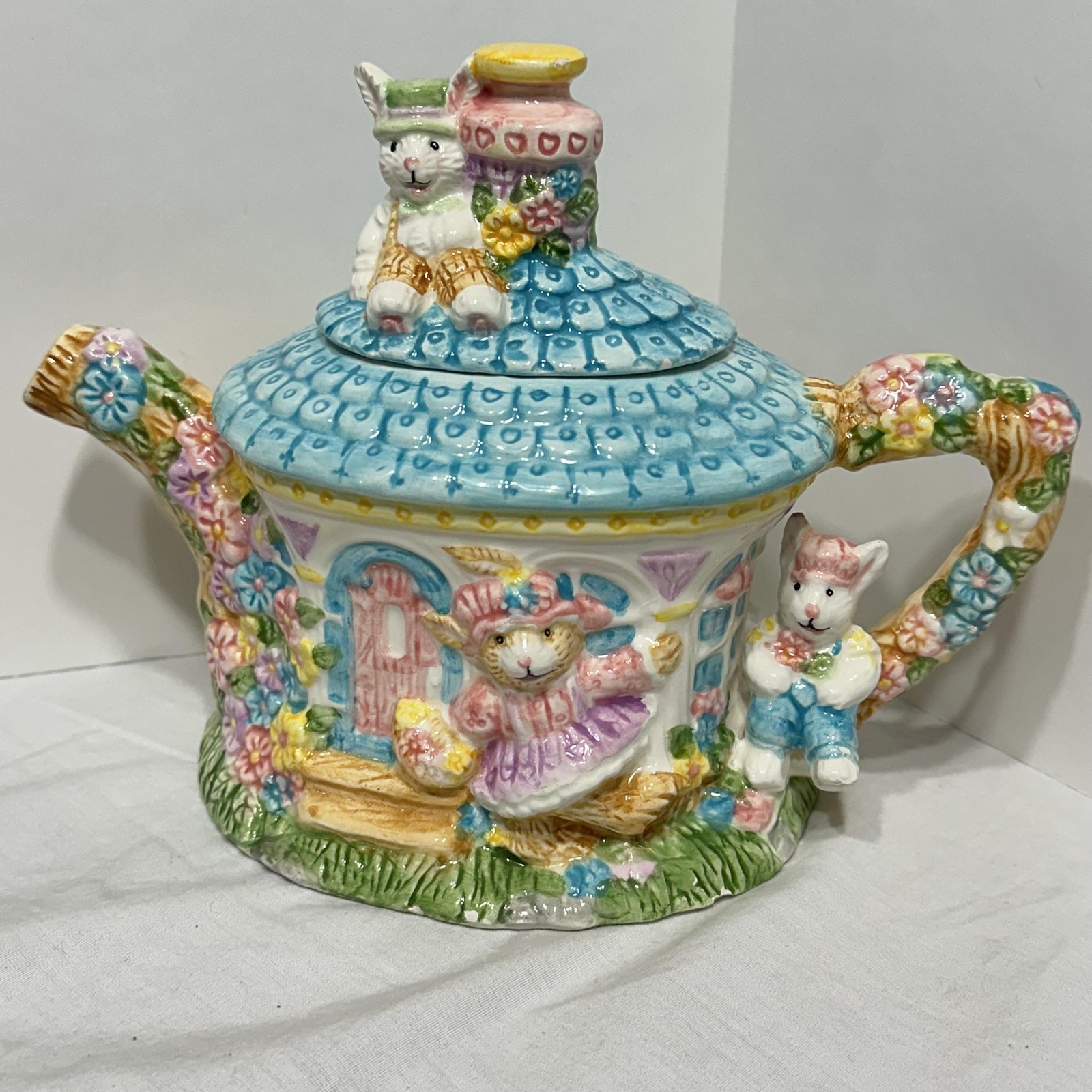 Vintage Mercuries Bunny Cottage House Teapot Ceramic Easter Floral Pastel 1994