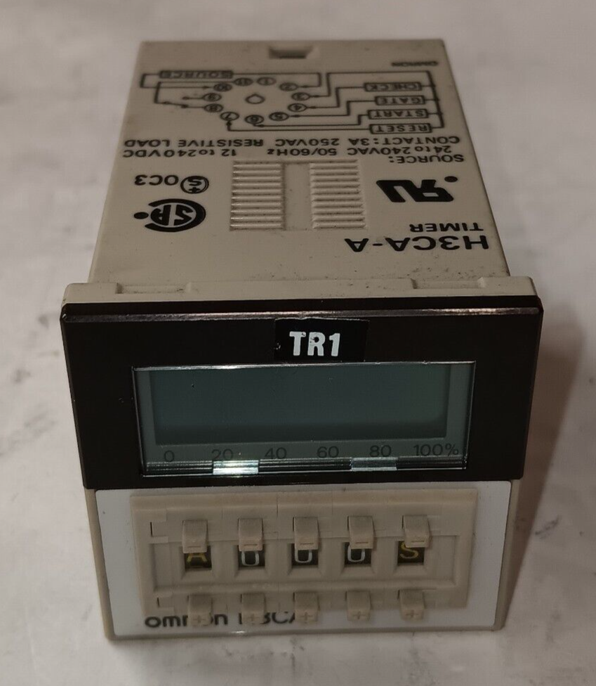OMRON H3CA-A TIME DELAY RELAY 3 AMP 240V AC/DC