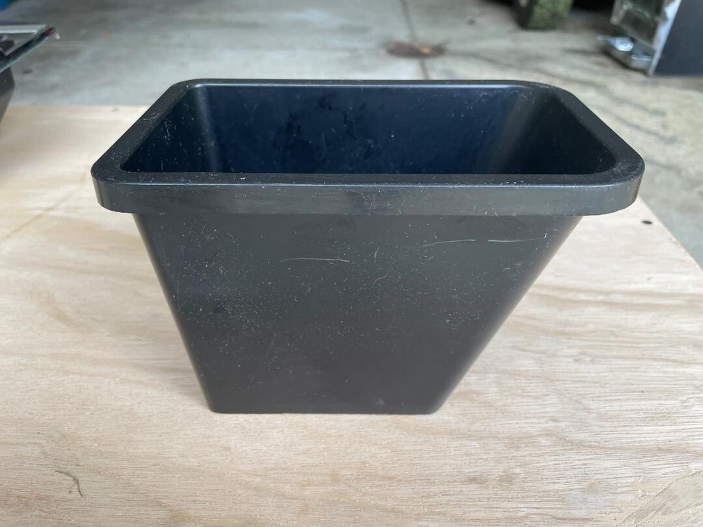 Pachislo Slot Machine Overflow Bin for Yamasa Machines WITH BOTTOM