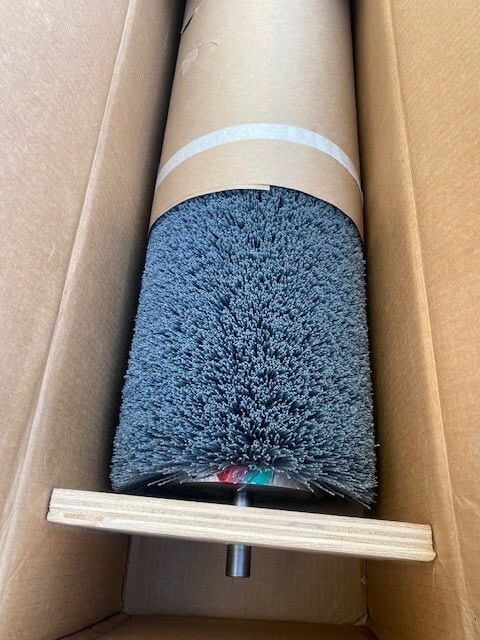 EXTRA HEAVY NYLON ABRASIVE BRUSH HEAD 36″ # 60-3062 (NEW)