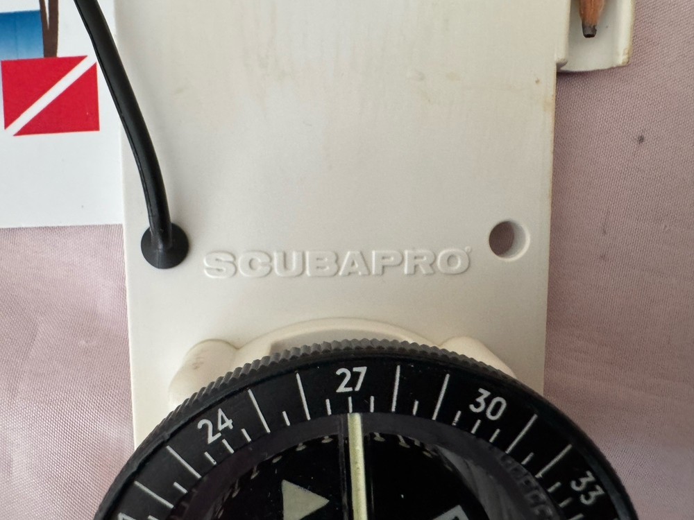 SCUBAPRO COMPASS SLATE WRITE YOUR BUDDY A NOTE COOL 2 AVAILABLE