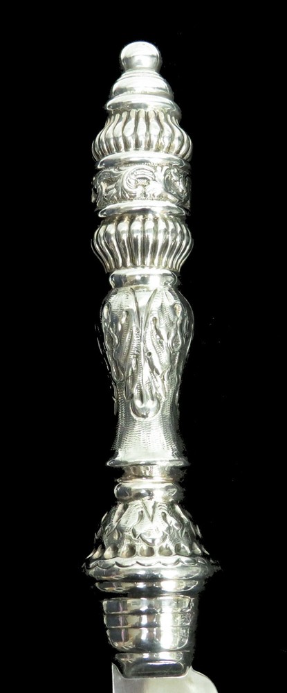 OUTSTANDING STERLING SILVER HANDLE 13 1/2" CAKE KNIFE