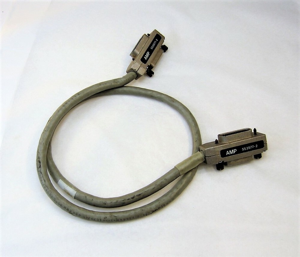AMP 553577-2 Cable