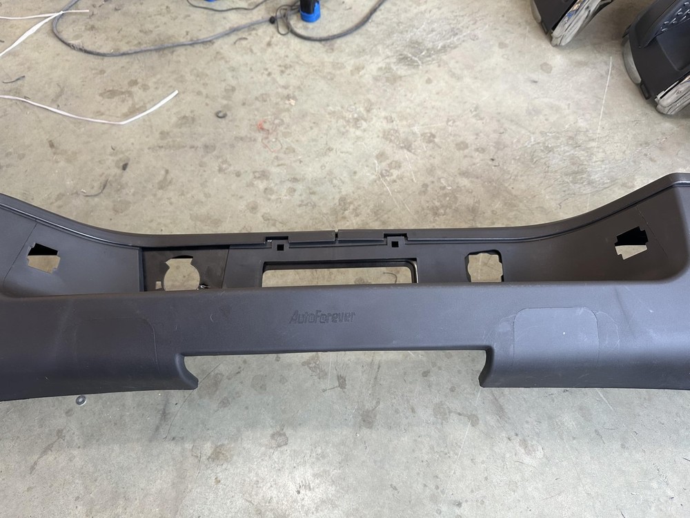 Chrome Front Step Bumper Assembly Compatible with Silverado 1500 1999-2006