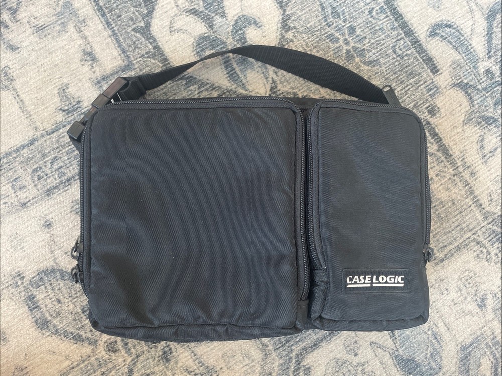 VINTAGE Case Logic CD Carrying Case Very Good Condition
