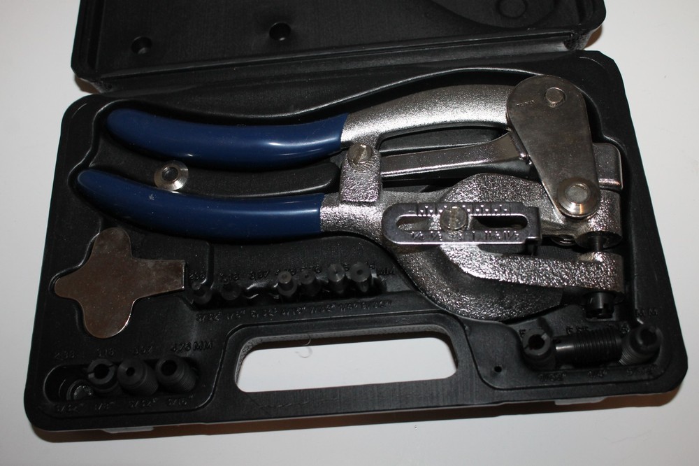 Yard Store - Heavy Duty Power Punch Kit (Missing Pieces)