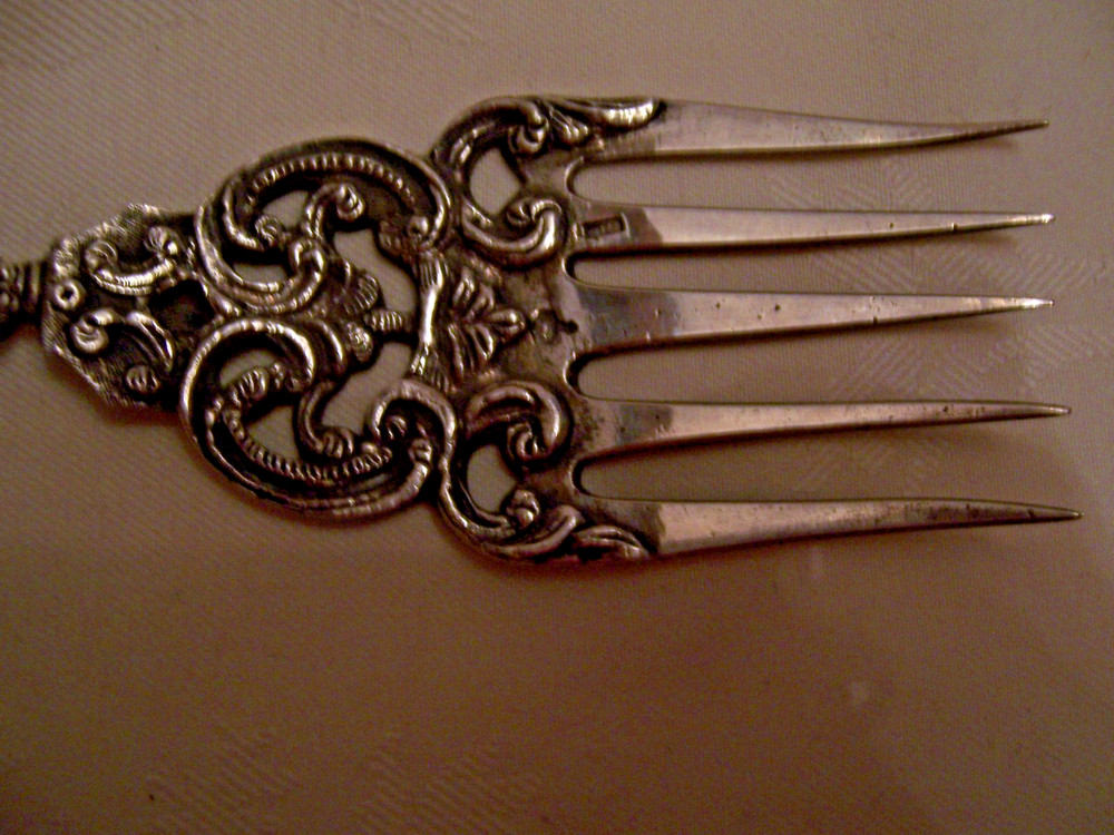 ENORMOUS HALLMARKED ORNATE DUTCH SOLID SILVER SERVING FORK & SPOON SET 396 grams