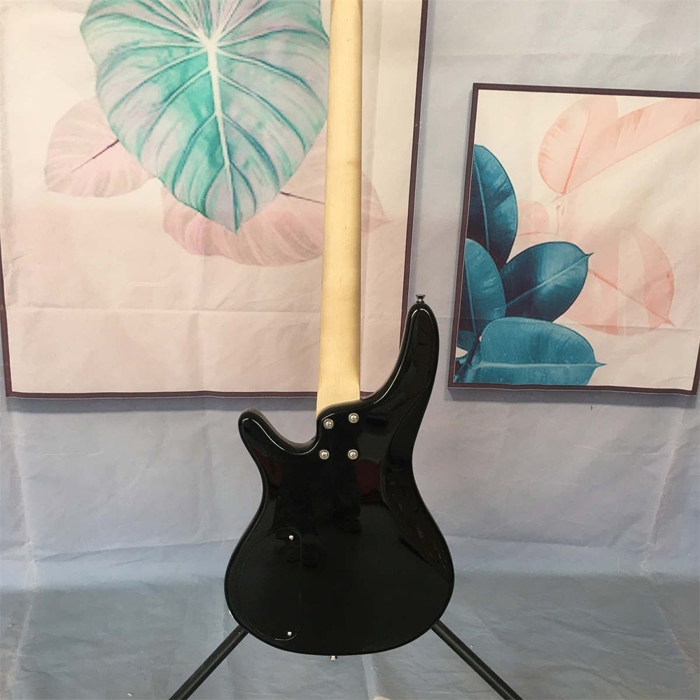 Quilted Maple Top Electric Bass Guitar Split Coil Pickup Fixed Bridge 4 Strings