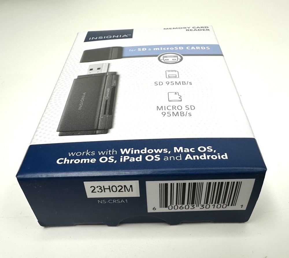 Insignia USB 3.0 SD and microSD Memory Card Reader