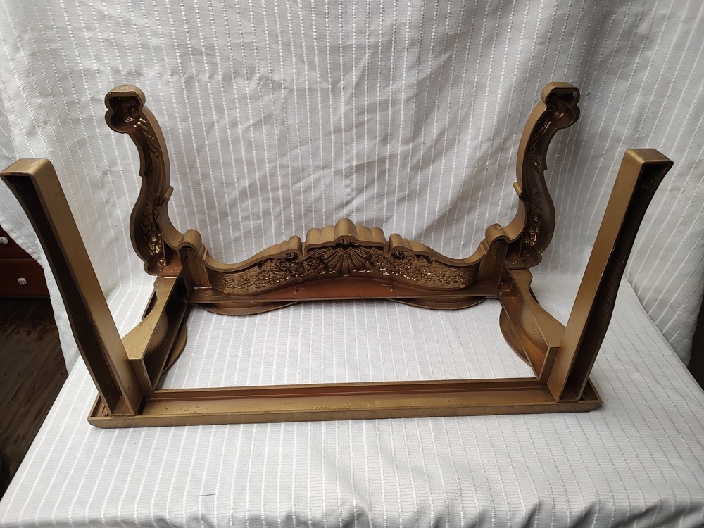 Hollywood Regency Accent Table Florentine/Scirocco Mirrored Top