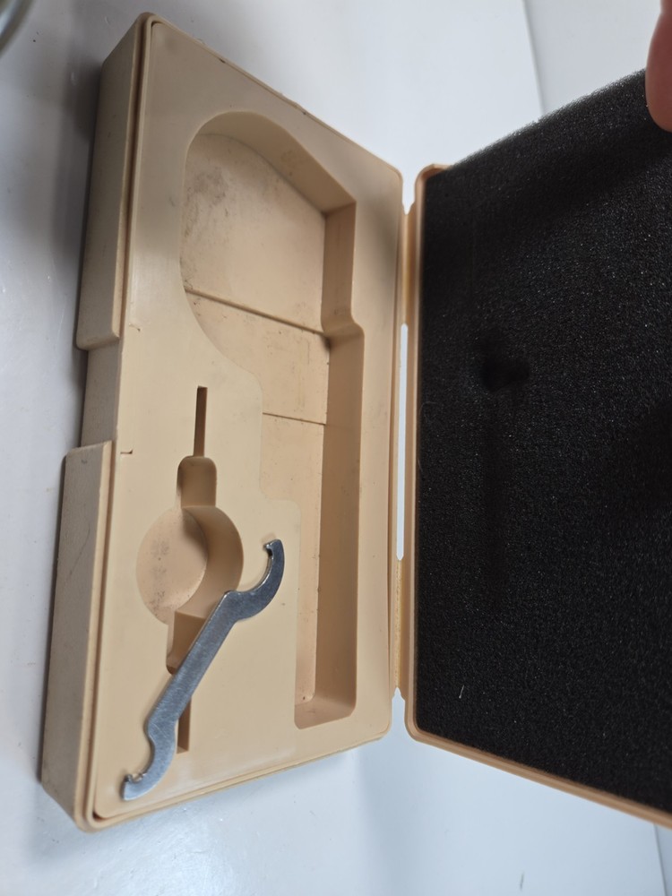 Outside Pin Micrometer 0-1" Range w/ Mitutoyo Case
