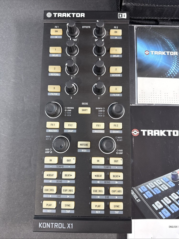 Native Instruments TRAKTOR KONTROL X1 MK1 DJ Controller Mixer Effector Looper