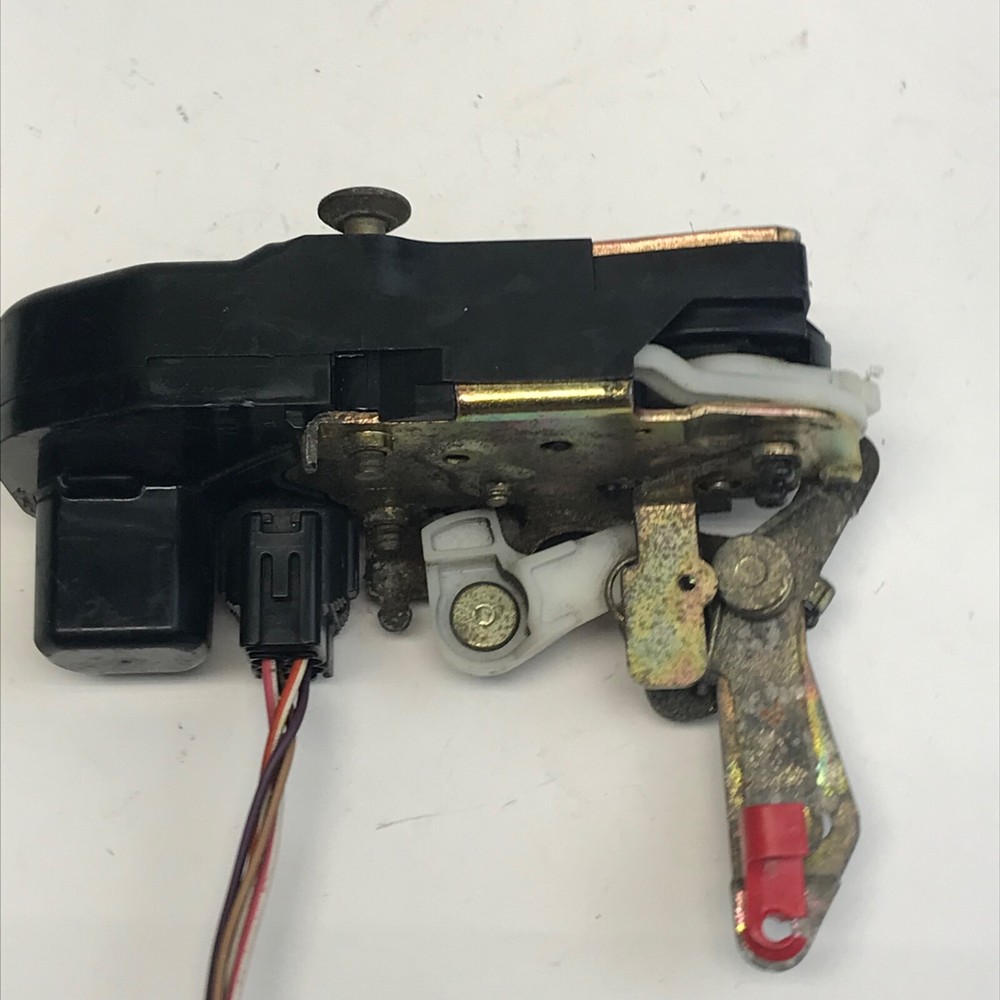 04 - 07 Jeep Liberty Trunk Latch Tailgate Lock Latch Actuator 2004-2007 05 06