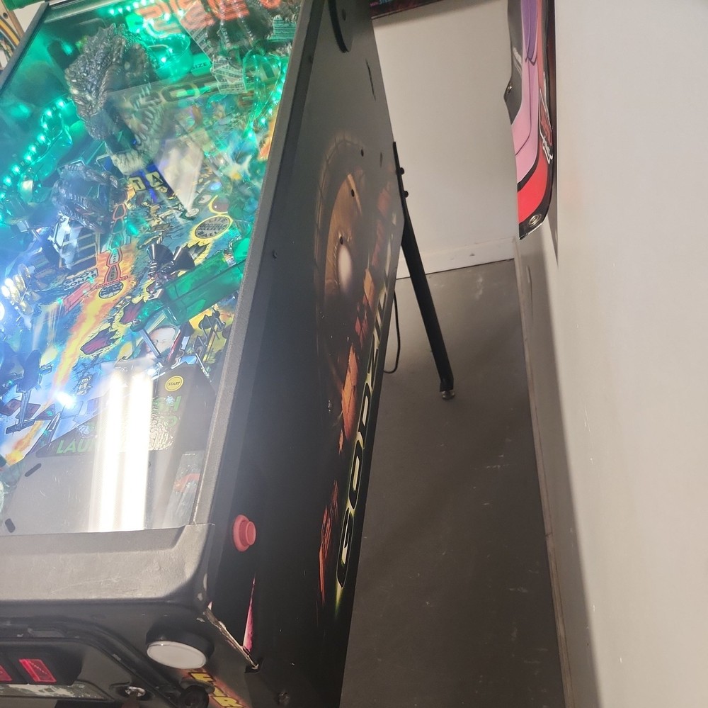 Sega Godzilla Arcade Pinball Machine
