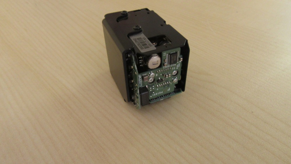 HITACHI VK-U114R COMPACT CHASIS CCD CAMERA