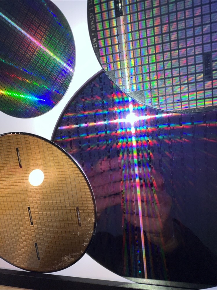 8” Silicon Pattern Wafer IntegratedCircuits Art 8”6”6”4”2”1”1” Art semiconductor