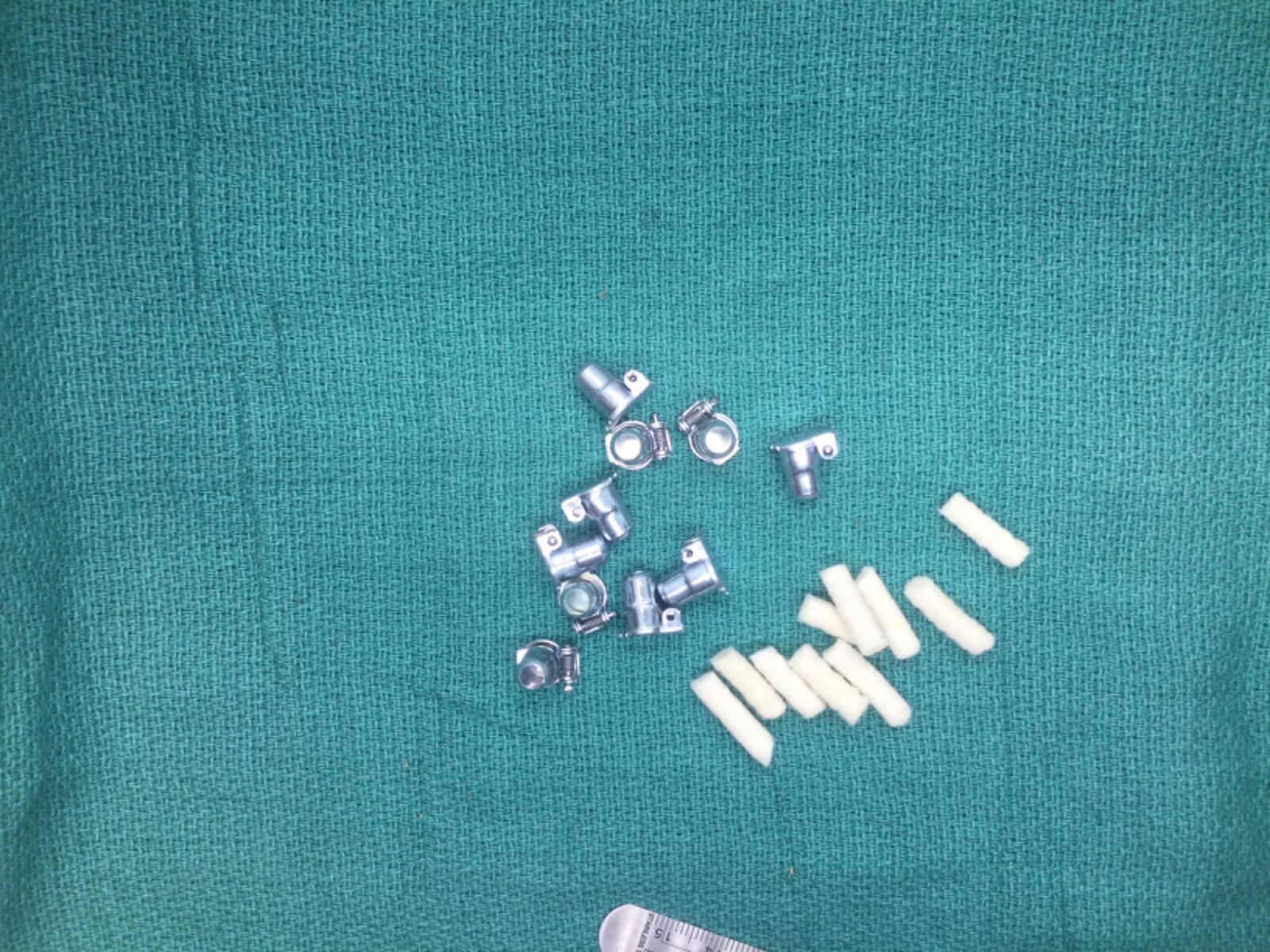 1/4” drive in flip top machine oilers With The Felt Wicks