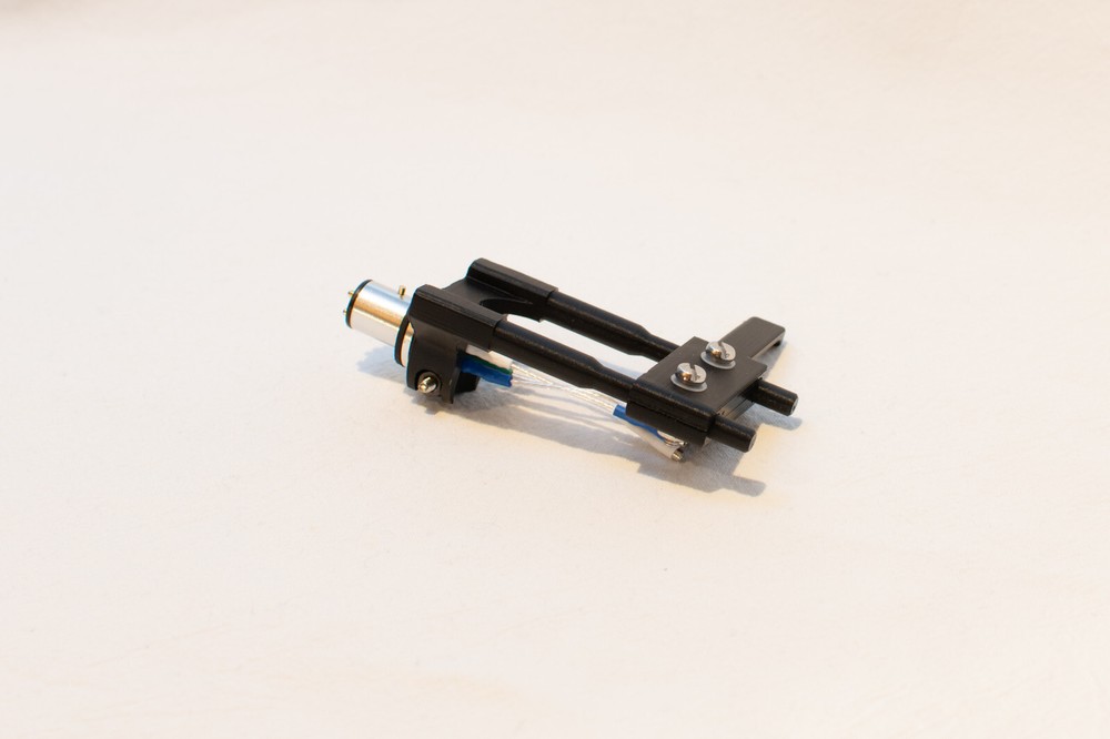 ZERSONIC - LIGHTWEIGHT HEADSHELL ADJUSTABLE AZIMUTH HI-FI TURNTABLE