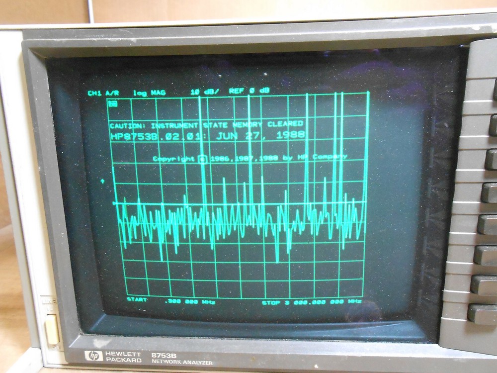 HP 8753B NETWORK ANALYZER