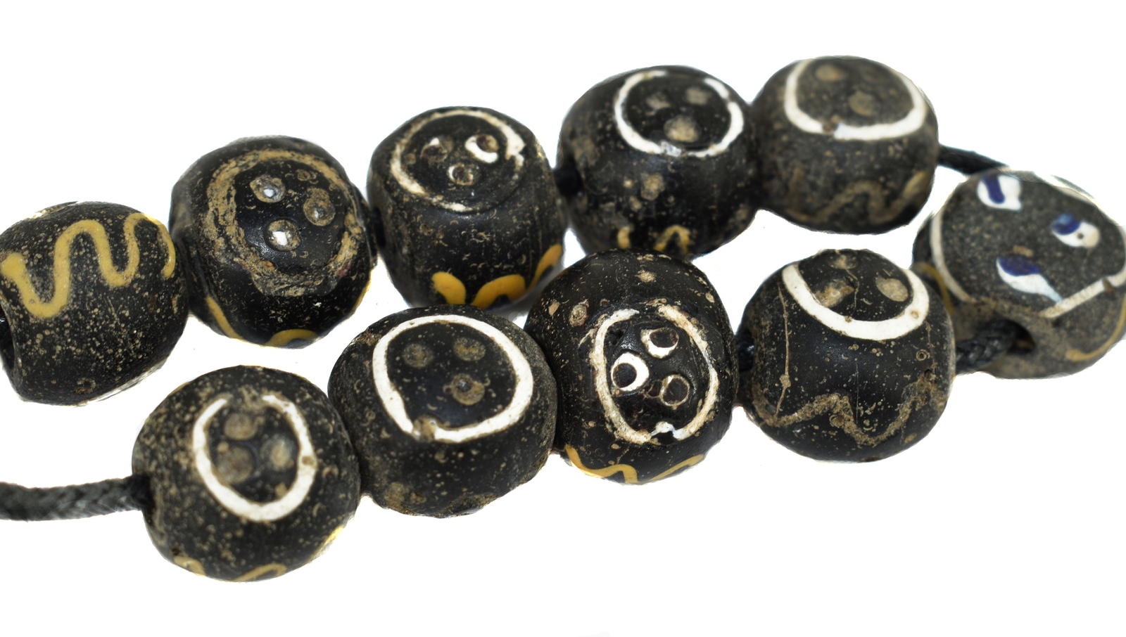 10 Baule Face Venetian Trade Beads