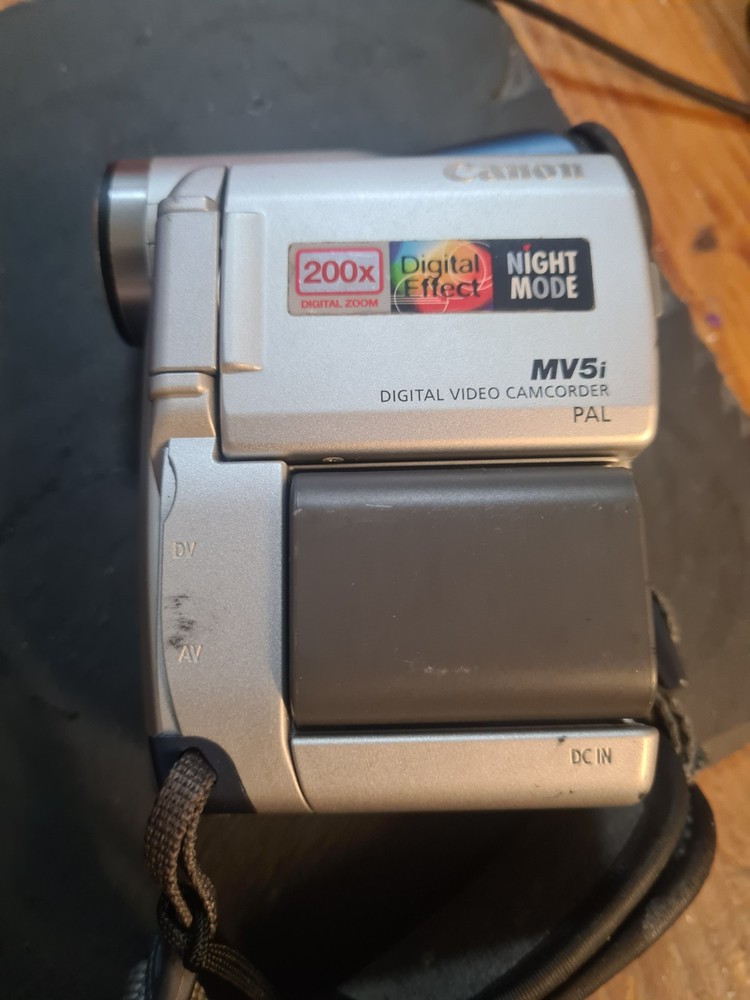 Canon MV5i Camcorder