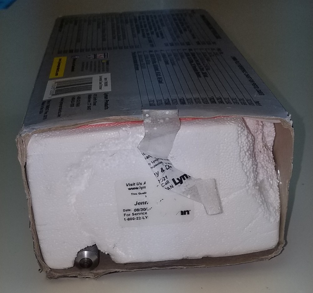 Lyman Universal Case Trimmer with Universal Chuckhead and Nine Pilot Multi Pack