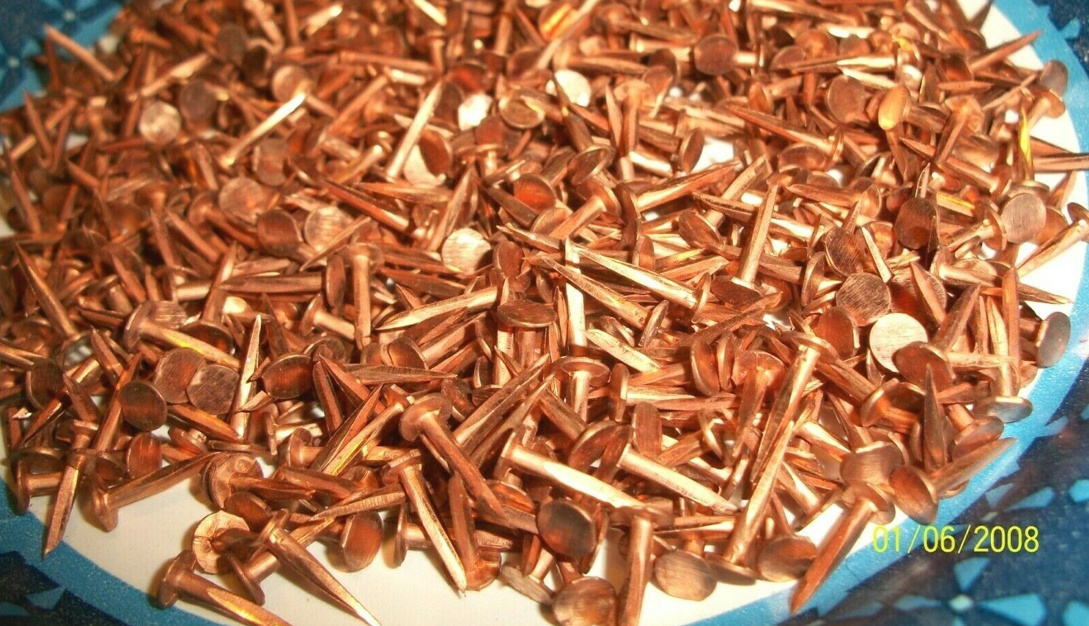 100 VINTAGE 7/16” LONG SOLID COPPER TACKS sharp point's 3/16” WIDE flat head NOS