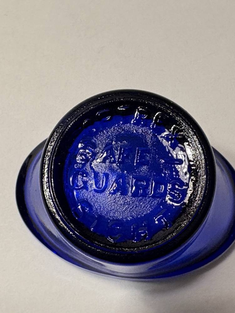 Vtg Molded Cobalt Blue Glass Eyebath
