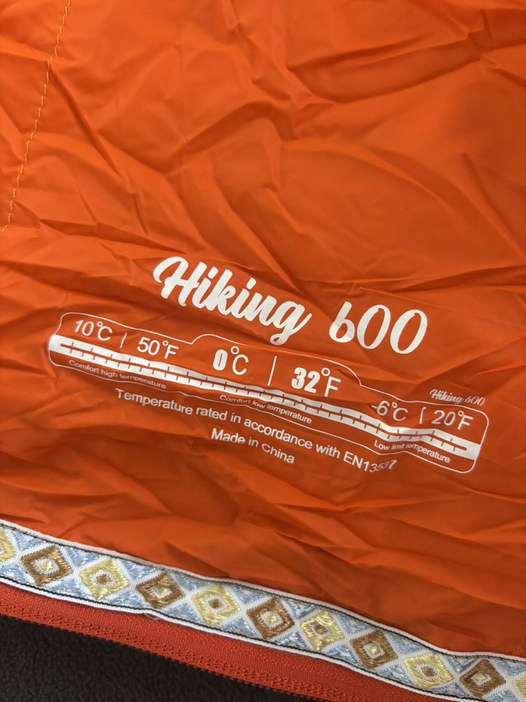 Mountaintop Sleeping Bag Model Hiking 600