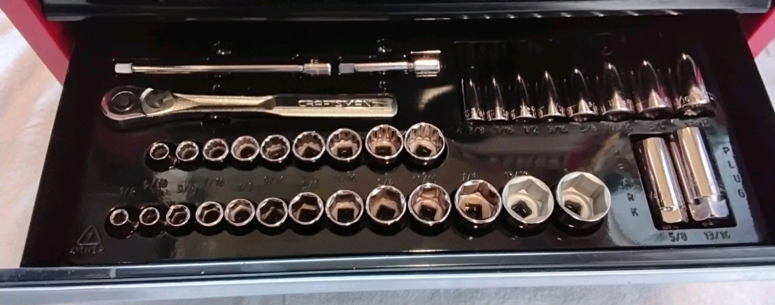 CRAFTSMAN 205PC 20-1/2"× 8-1/2"× 14" METAL 4 DRAWER LOCKABLE WITH HANDLE & TOOL