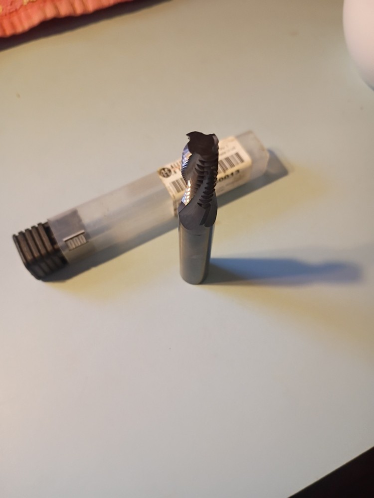 HDTM50013 UN13 SOLID CARBIDE THREAD MILL