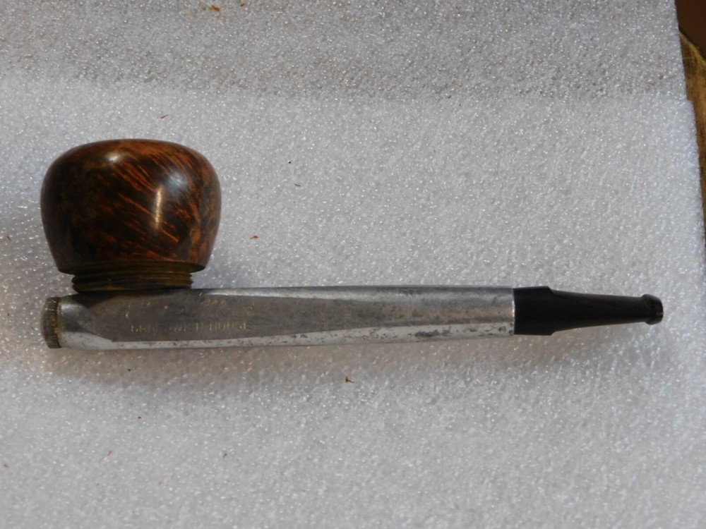 Unique  Estate Thoro-Kleen Smoking Pipe