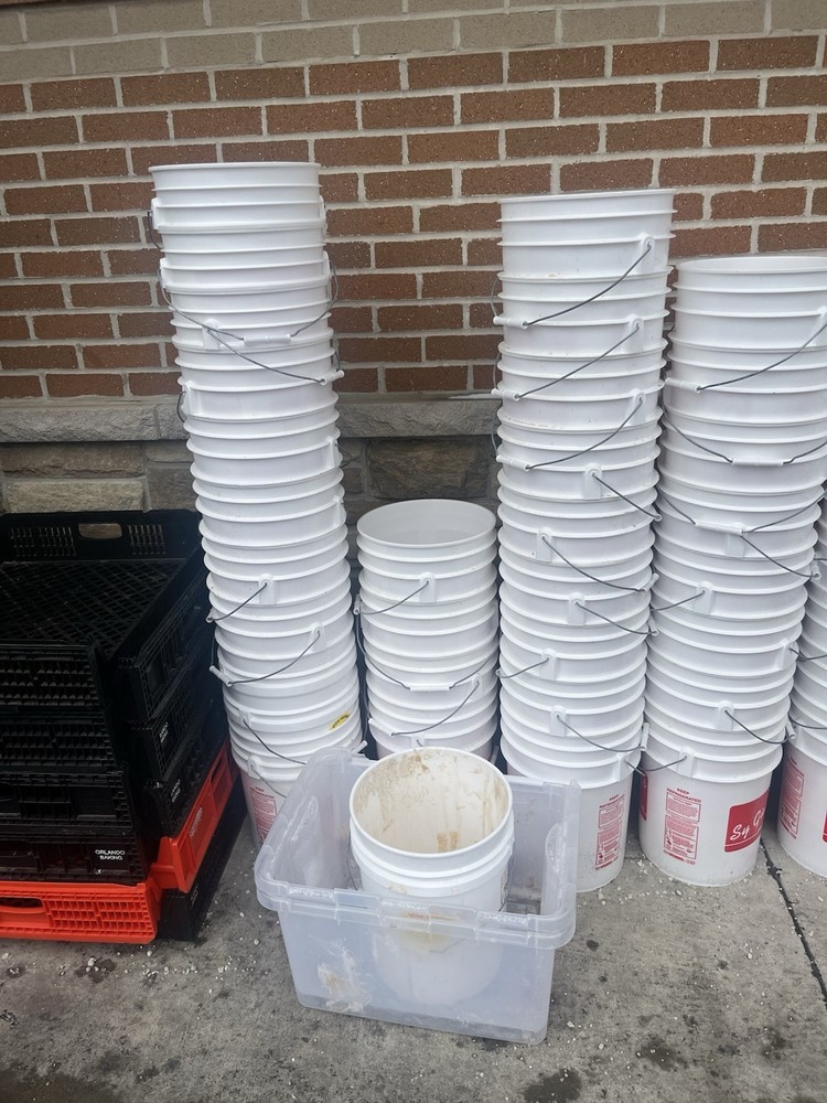 10x 6 gallon bucket