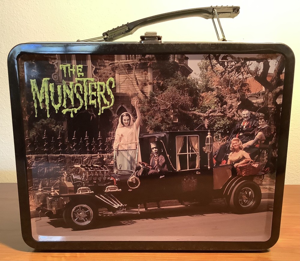 THE MUNSTERS TIN TOTE