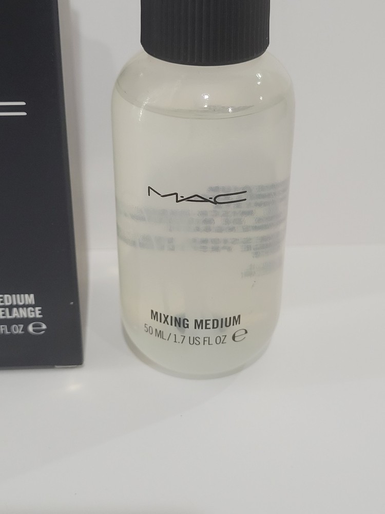 MAC *Mixing Medium Alcohol Base* / 1.7 oz / New In Box