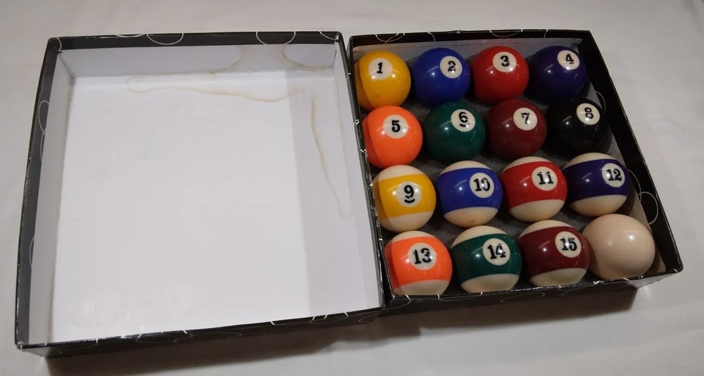 Vintage Pool Balls Billiard Set 16 Balls