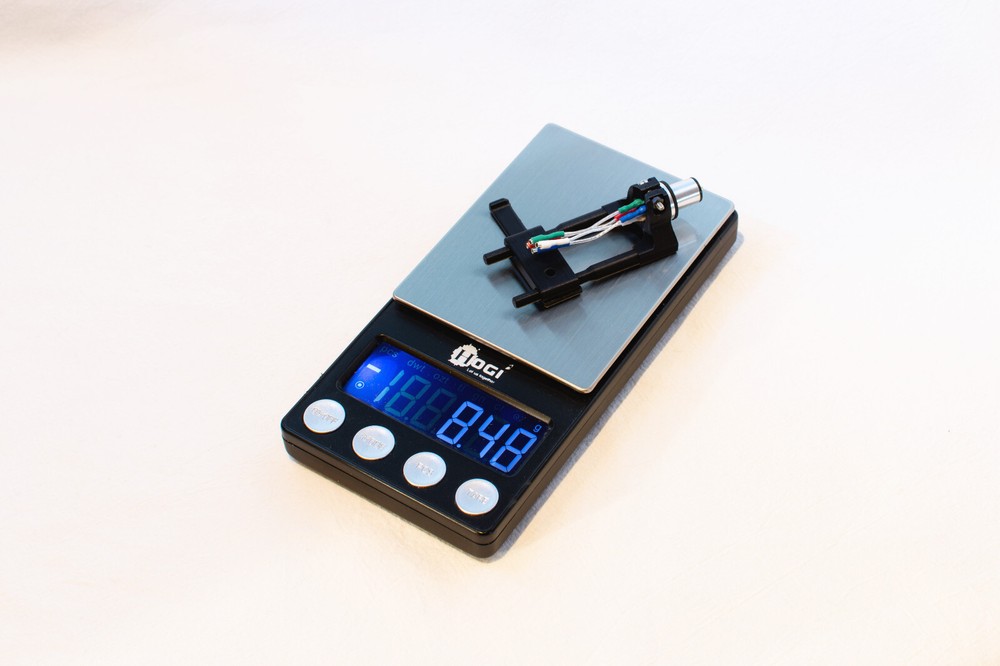 ZERSONIC - LIGHTWEIGHT HEADSHELL ADJUSTABLE AZIMUTH HI-FI TURNTABLE