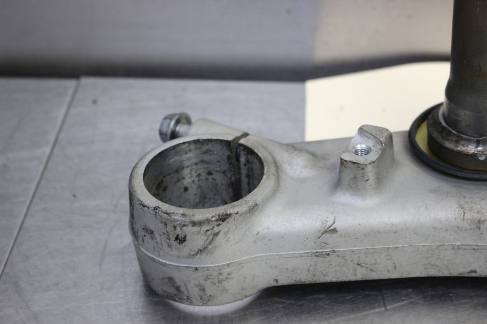 03-04 Honda 600RR Lower Triple Tree Clamp Steering Stem