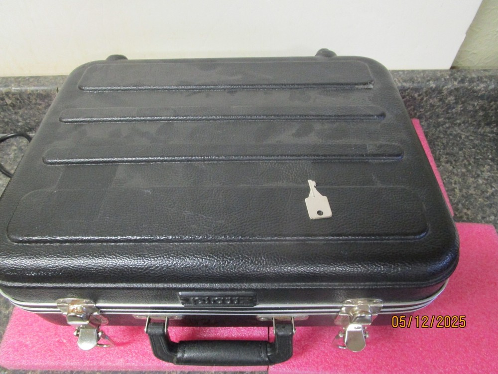 PLATT 1416 Case / Attache Black - Comes with 1 Key
