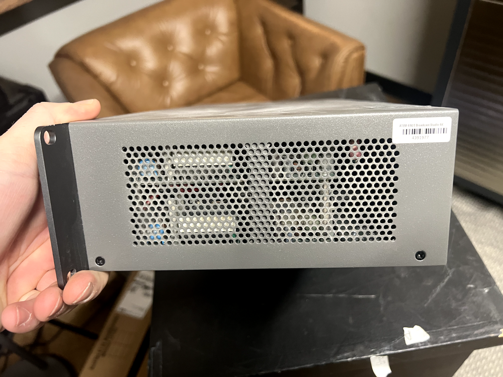 Blackmagic Design ATEM 4 M/E Broadcast Studio 4K SWATEMRRW4ME4K